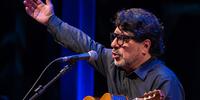 O cantor, compositor e arranjador Sergio Rojas revisitará sucessos de sua carreira