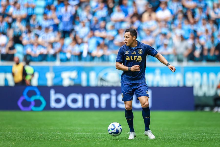 Marlon dever&aacute; estar em campo na Vila Belmiro