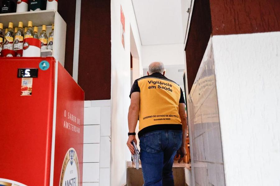 Medida &eacute; de fechar estabelecimentos que venderem bebida adulterada