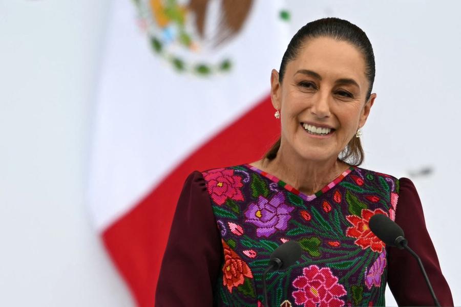 M&eacute;xico busca acordo com EUA para evitar tarifa de 25% sobre caminh&otilde;es, diz Sheinbaum