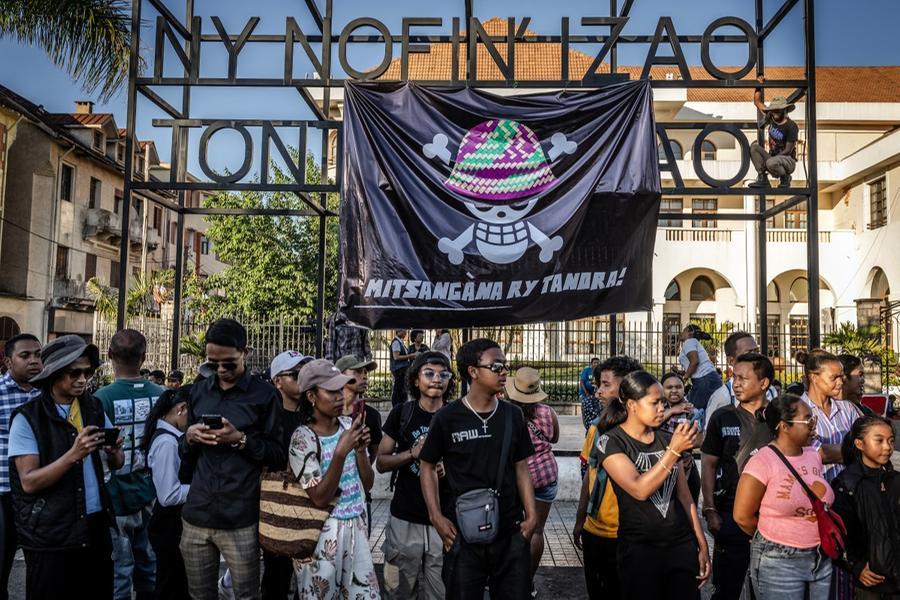 Jovens protestam em Madagascar