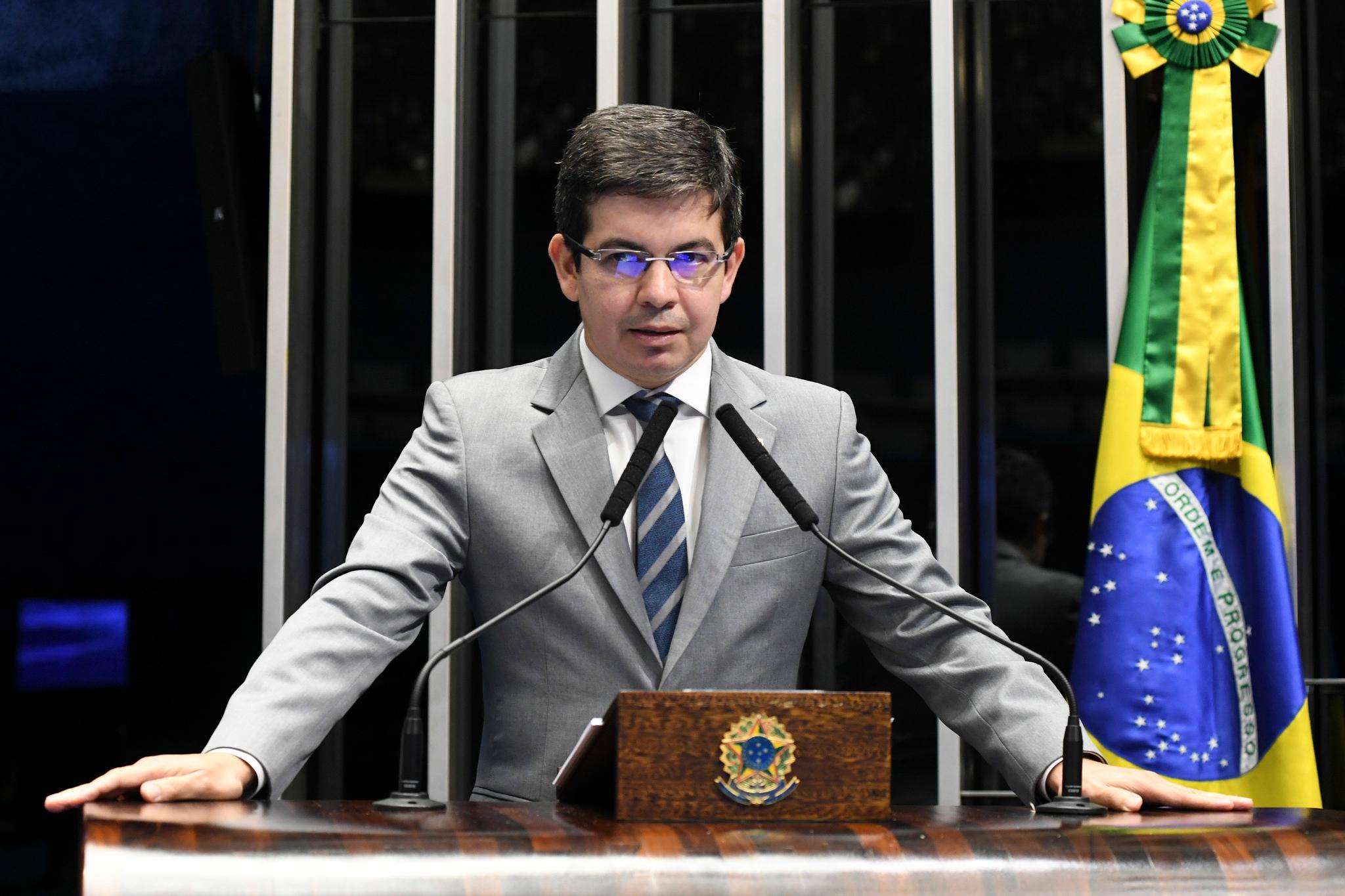 Senador ser&aacute; um dos integrantes da CPMI que investigar&aacute; os atos do dia 8 de janeiro 