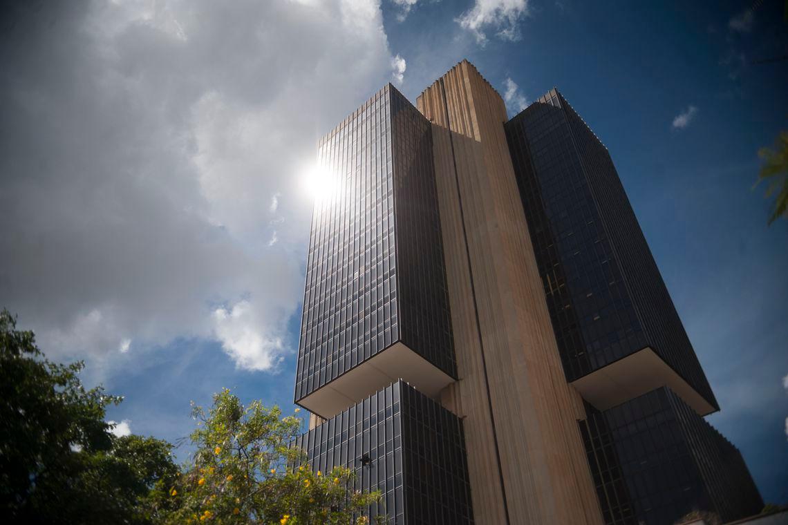 Nova taxa Selic ser&aacute; anunciada nesta quarta-feira