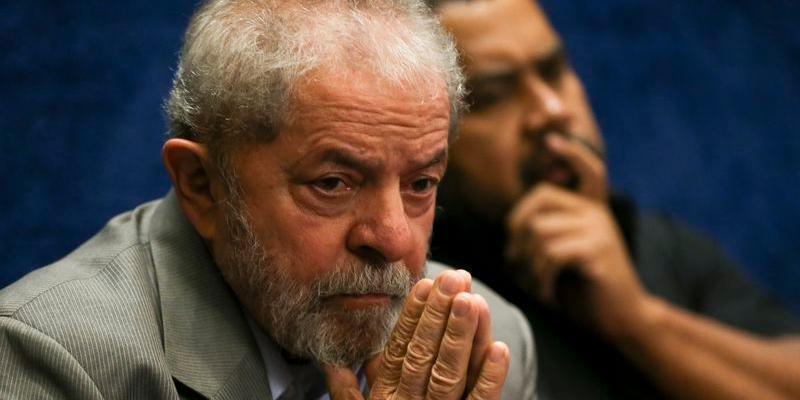 O presidente afirmou, ainda, que n&atilde;o tem uma base s&oacute;lida de apoio no parlamento