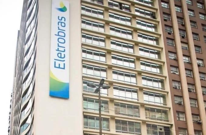 Governo dever&aacute; vender a&ccedil;&otilde;es da Eletrobras e passar a ser acionista minorit&aacute;rio da empresa