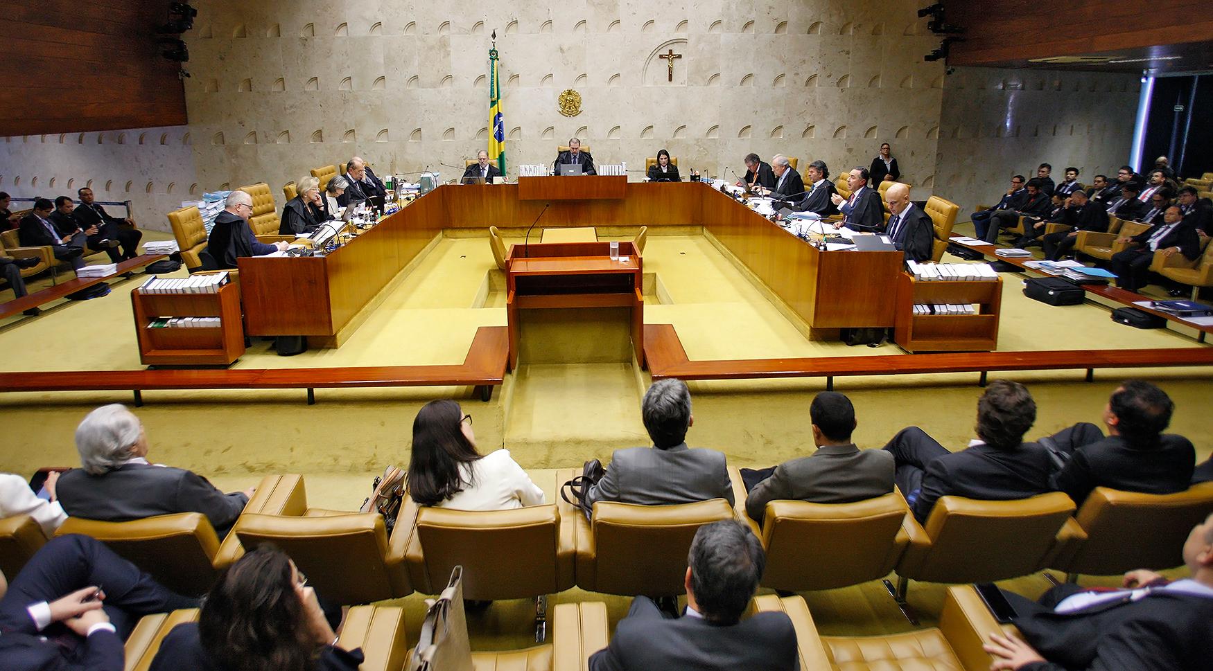  Supremo Tribunal Federal (STF) formou maioria pela condena&ccedil;&atilde;o de A&eacute;cio L&uacute;cio Costa Pereira