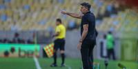 Renato volta à Arena, mas agora na casamata do Flamengo