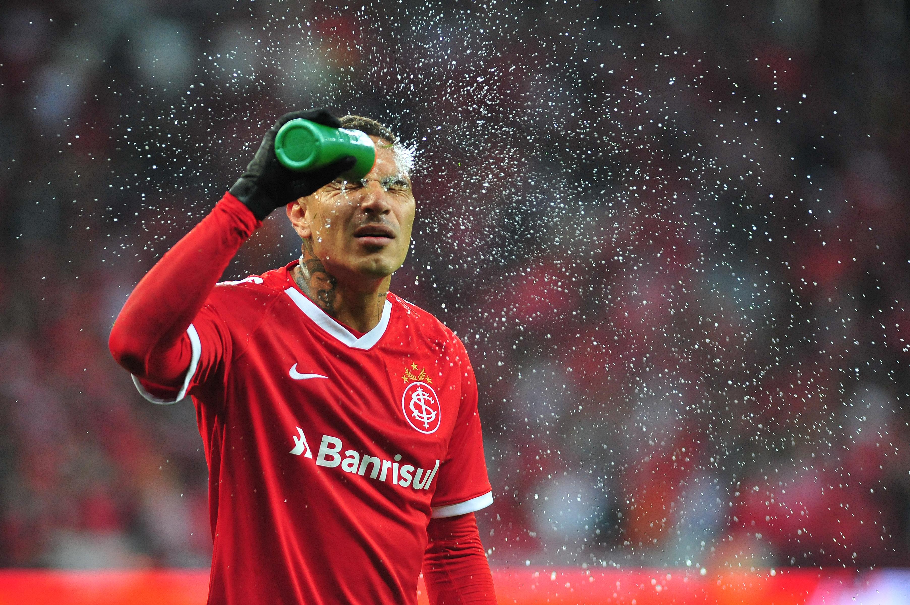 Guerrero quer sair sem custo e recebendo tudo que tem direito