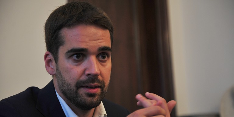 Eduardo Leite enfrenta 1ª crise com tucanos Eduardo Leite enfrenta 1ª crise com tucanos