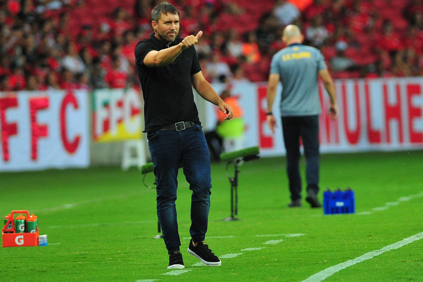 No primeiro jogo deu River 2 a 1. Quem passar estar&aacute; nas quartas de final do torneio.