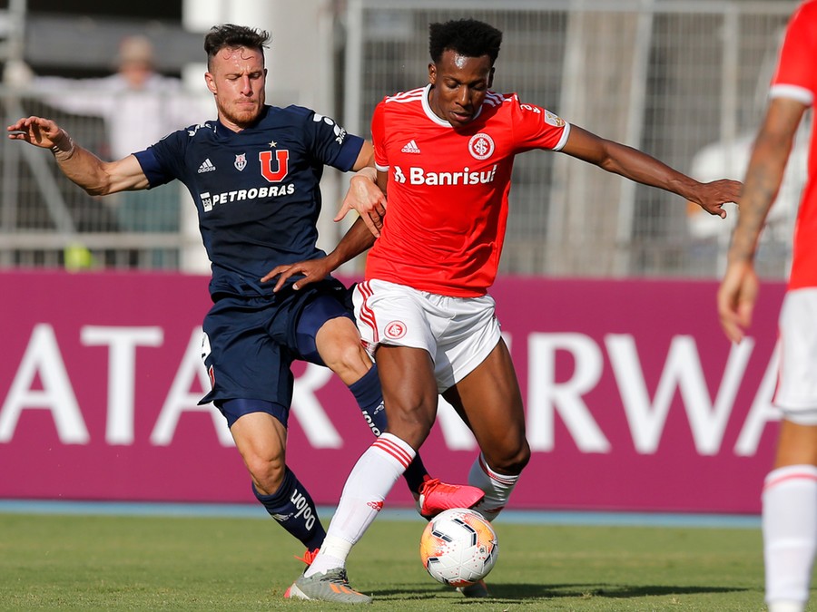O Inter empatou com a Universidad do Chile, em 0 a 0, nesta terça-feira (04), no Estádio Nacional, em Santiago. O Inter empatou com a Universidad do Chile, em 0 a 0, nesta terça-feira (04), no Estádio Nacional, em Santiago.