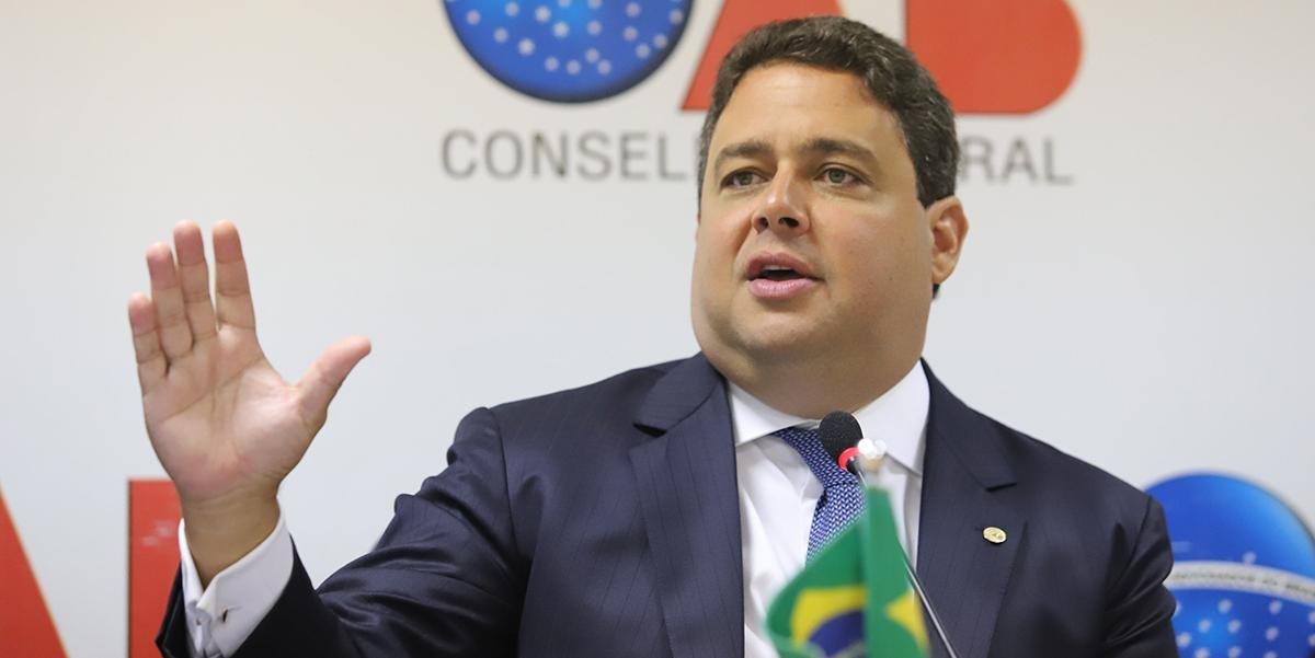 OAB tamb&eacute;m pediu ao STF que derrube MP de Bolsonaro sobre redes sociais