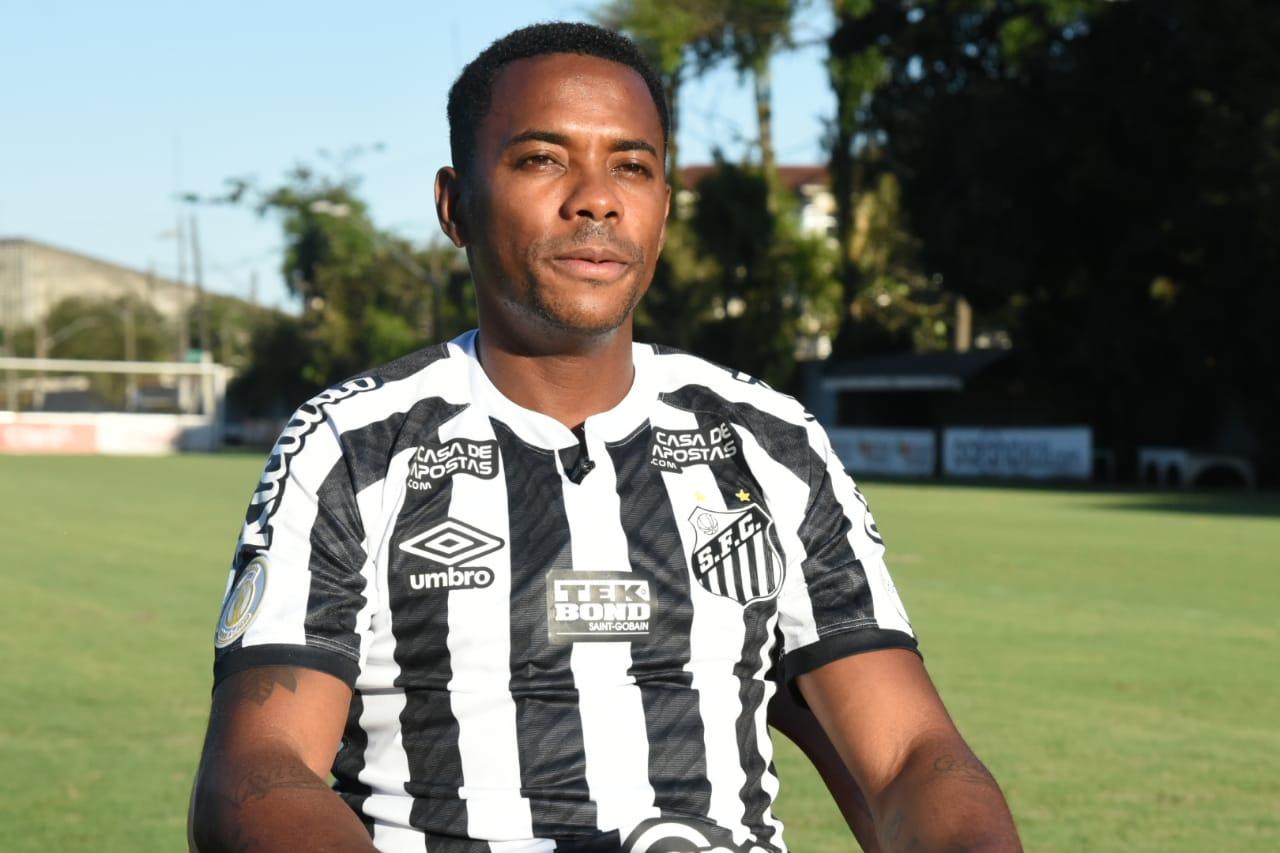 Informa&ccedil;&atilde;o foi confirmada pelo pr&oacute;prio Robinho, em seu Instagram