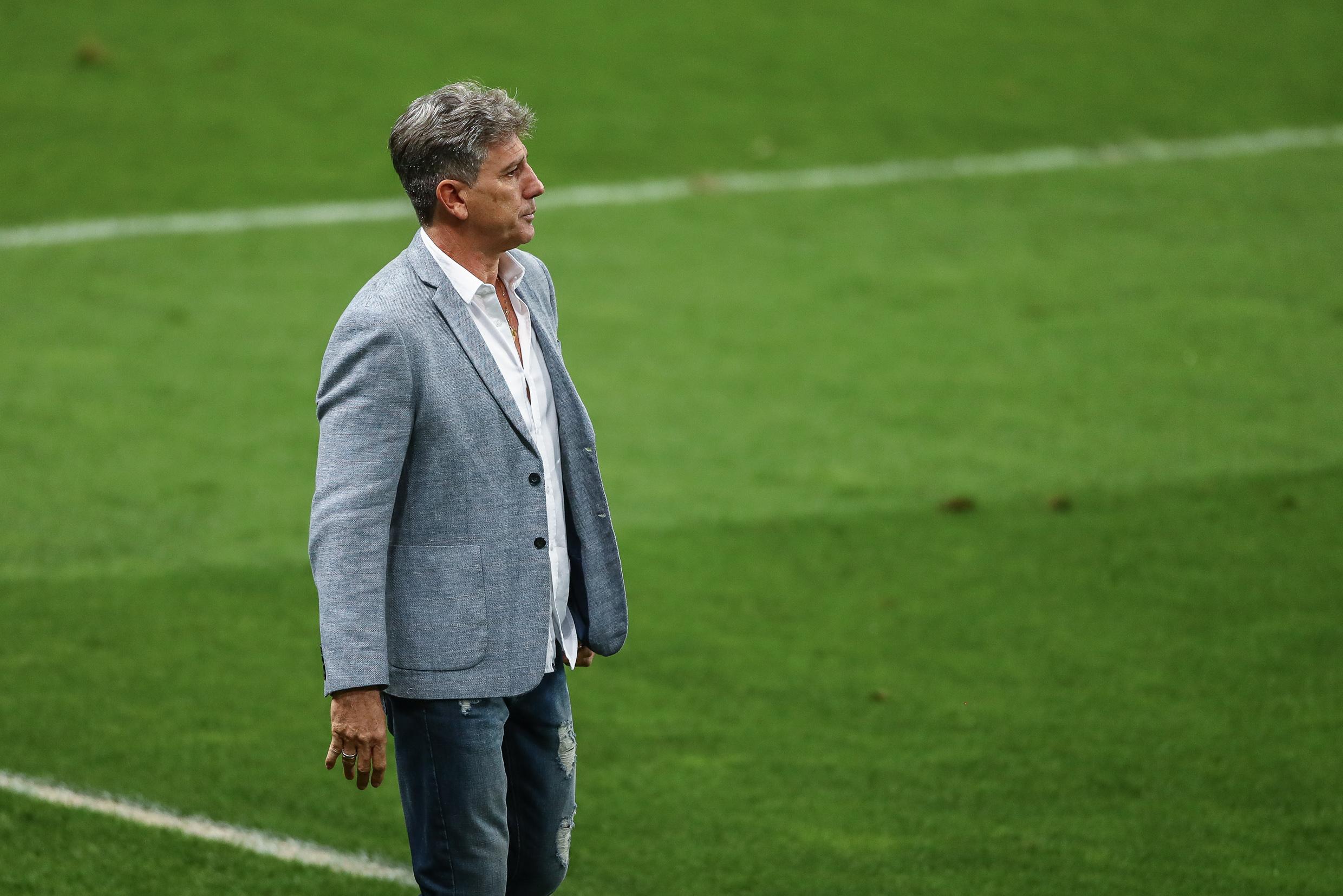 Gr&ecirc;mio empatou no &uacute;ltimo minuto de p&ecirc;nalti