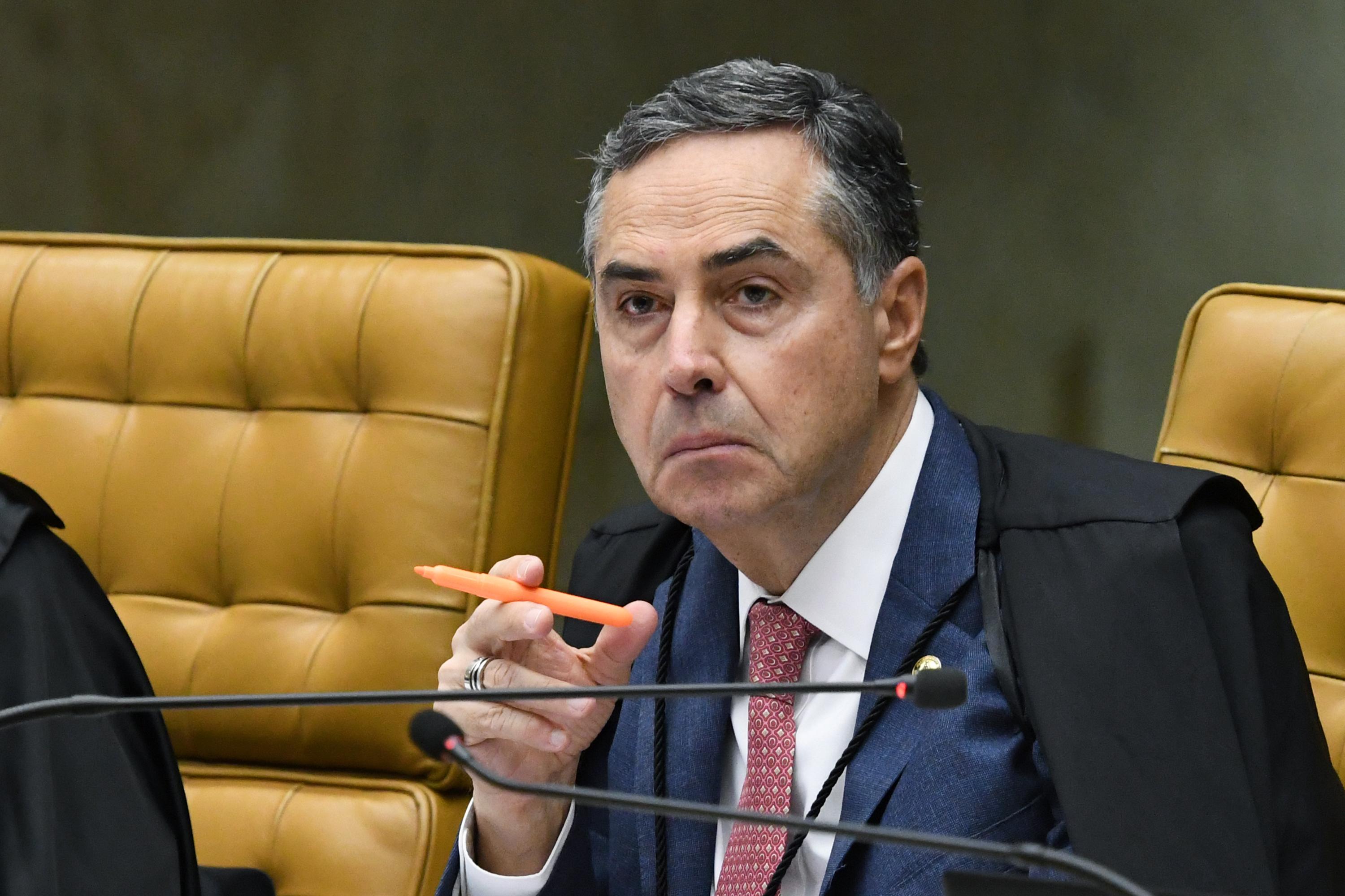 Lu&iacute;s Barroso destacou que o transporte de c&eacute;dulas facilitaria a fraude no pa&iacute;s do "roubo de carga"
