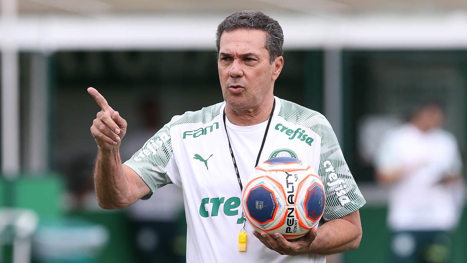 T&eacute;cnico teve primeira infec&ccedil;&atilde;o em julho de maneira assintom&aacute;tica