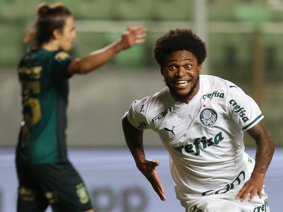 Luiz Adriano foi decisivo no confronto Luiz Adriano foi decisivo no confronto