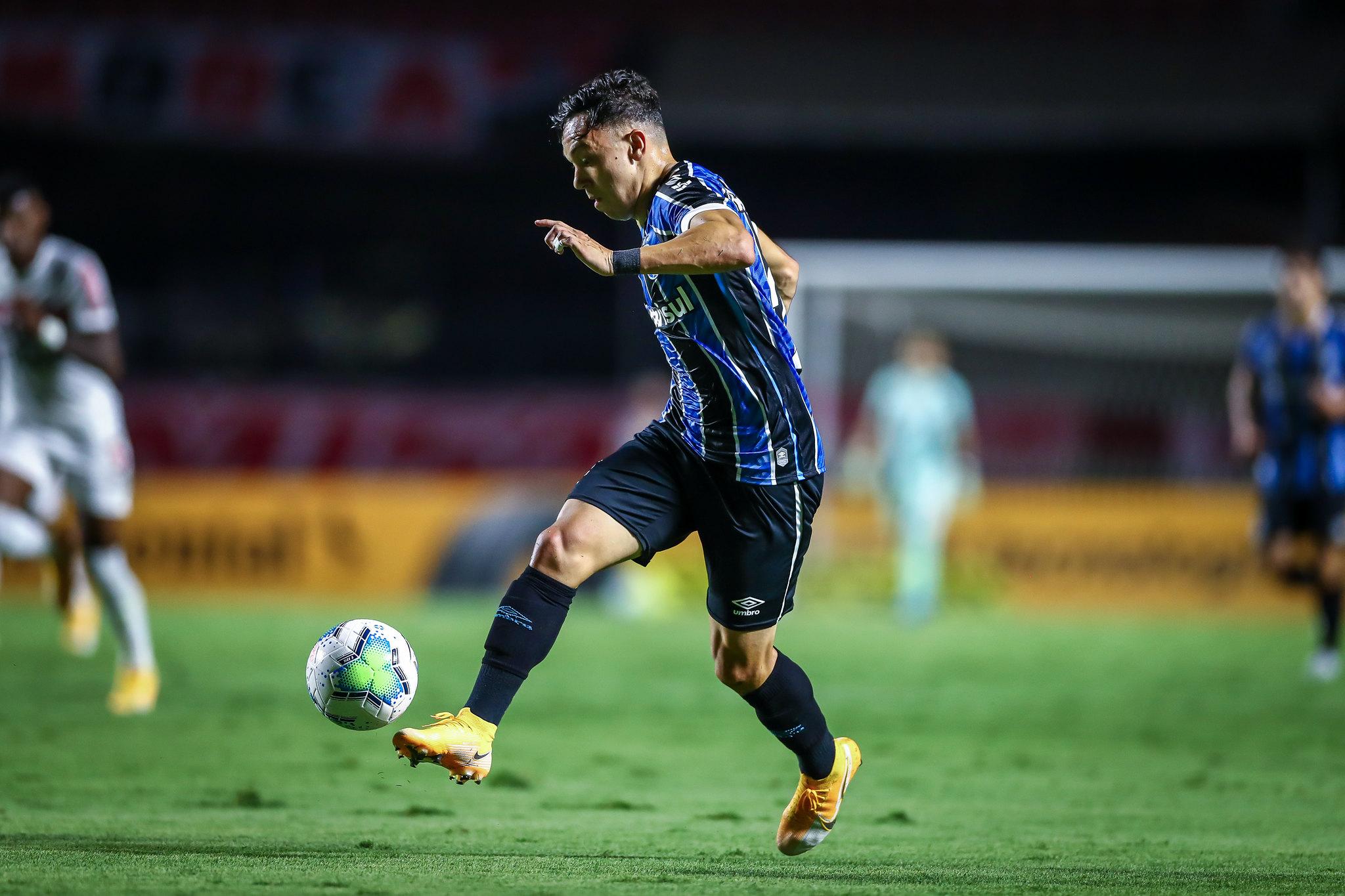 Romildo Bolzan Jr. desconversou sobre eventual sa&iacute;da de Pep&ecirc;