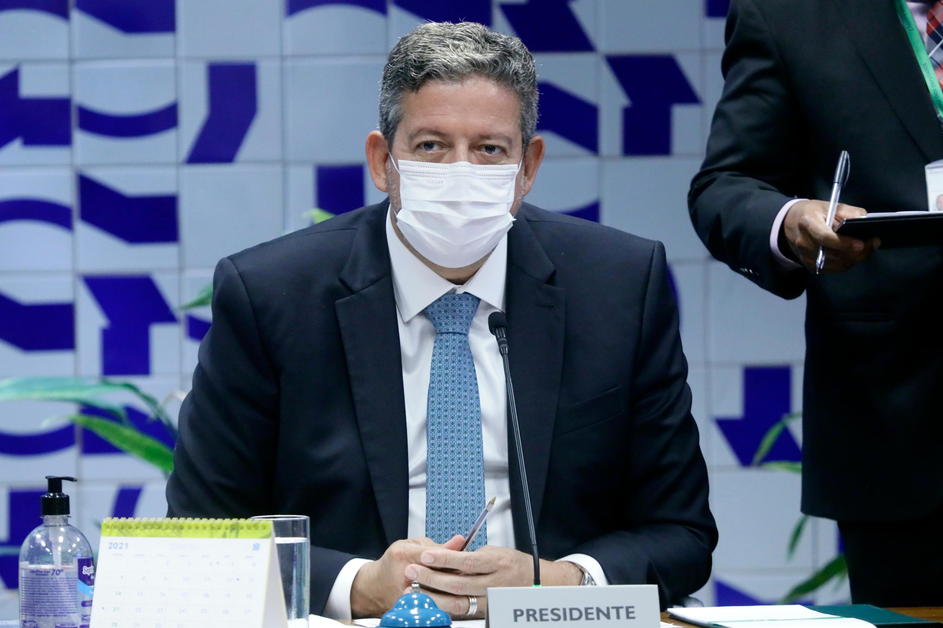 lira espera at&eacute; a pr&oacute;xima segunda fazer a leitura ou publicizar o relat&oacute;rio da proposta