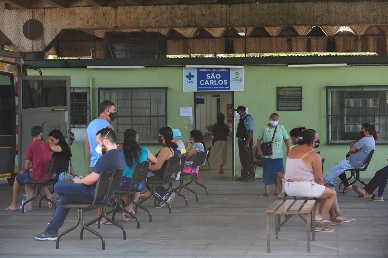 US S&atilde;o Carlos, bairro Partenon, teve grande movimento neste s&aacute;bado