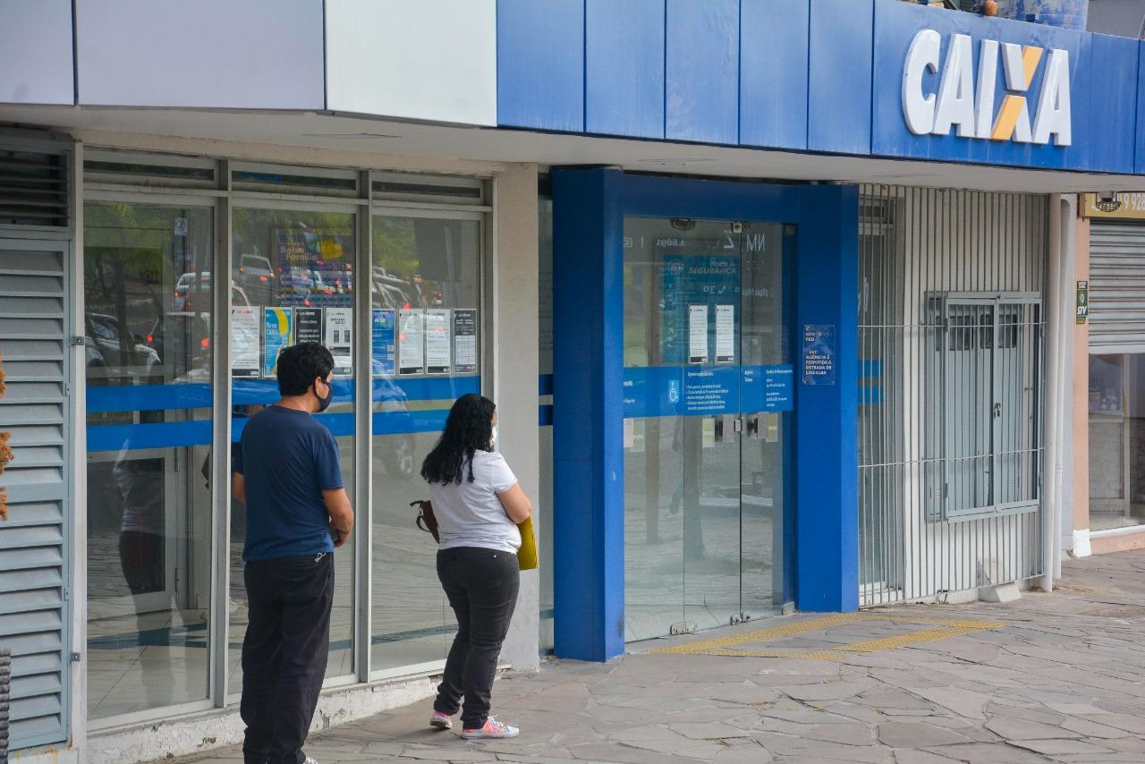 Nascidos em fevereiro recebem 1&ordf; parcela do novo aux&iacute;lio nesta sexta