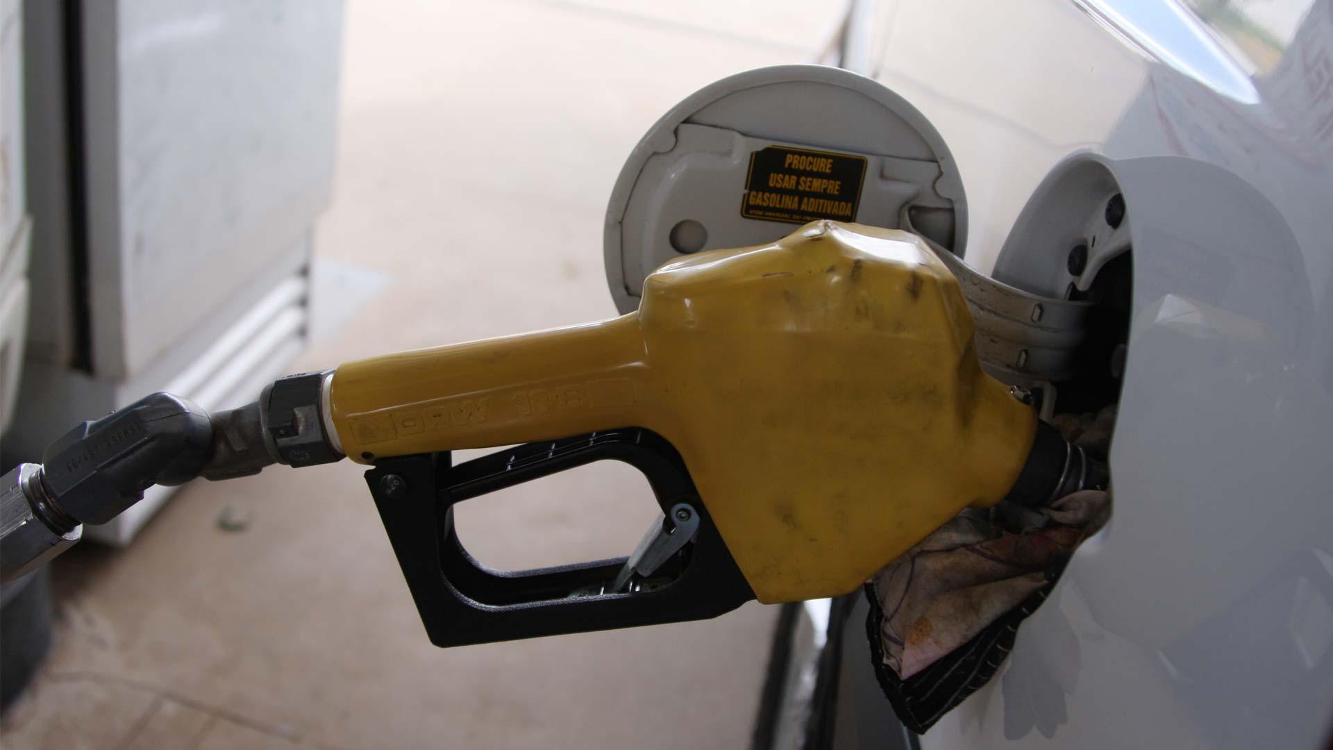 Infla&ccedil;&atilde;o salta 0,93% em mar&ccedil;o e fura teto da meta em 12 meses, diz IBGE 