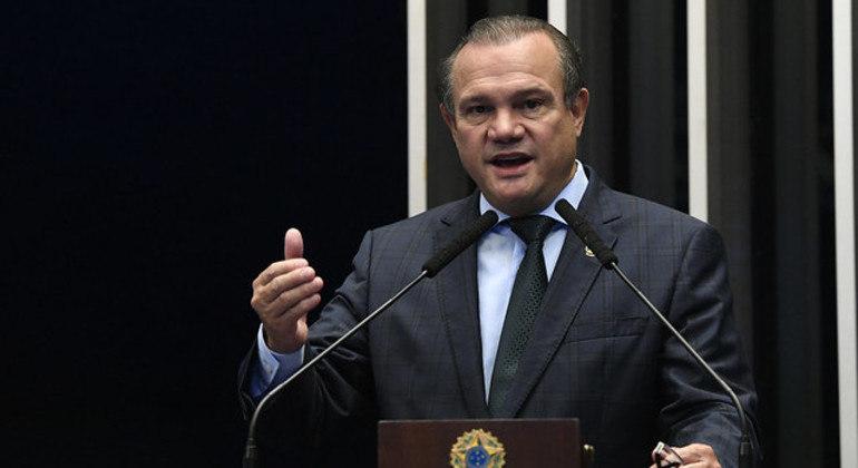 Wellington Fagundes (PL-MT) &eacute; o relator da comiss&atilde;o de acompanhamento da Covid-19 no Senado