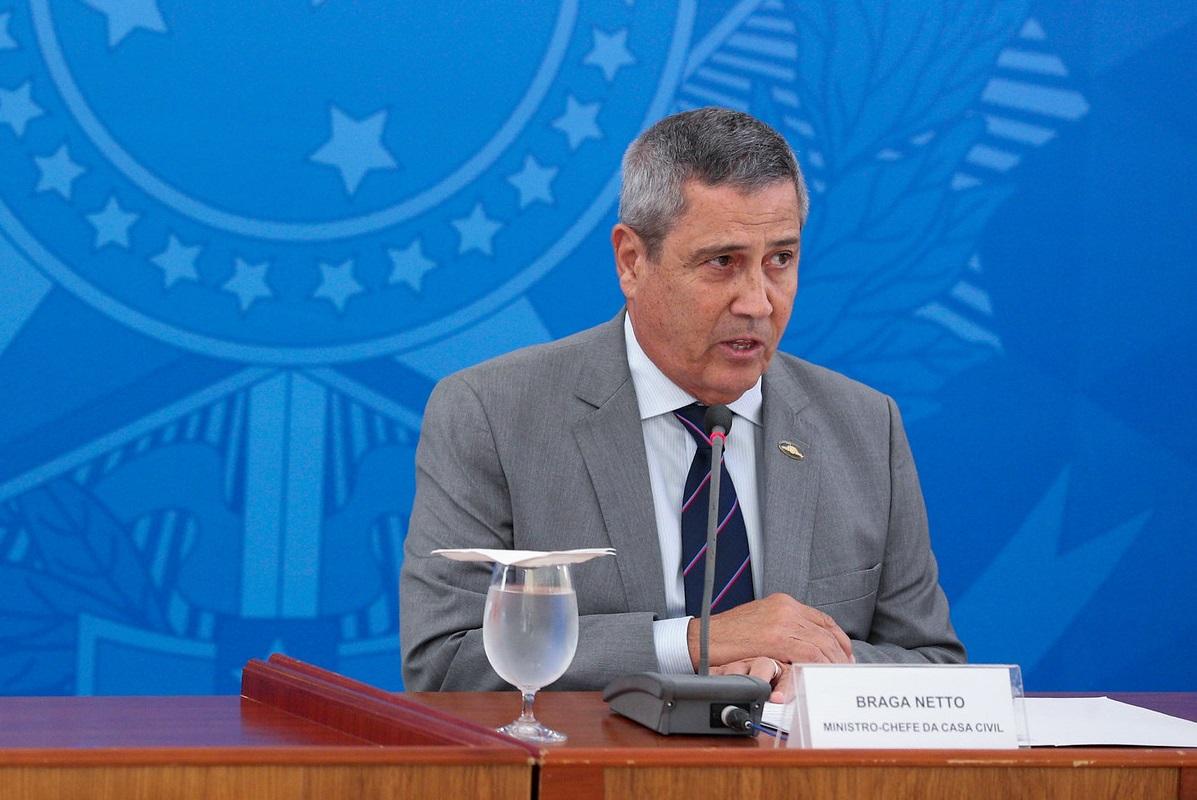 Senadores querem chamar Braga Netto para esclarecer a atua&ccedil;&atilde;o do ministro na chefia da Casa Civil