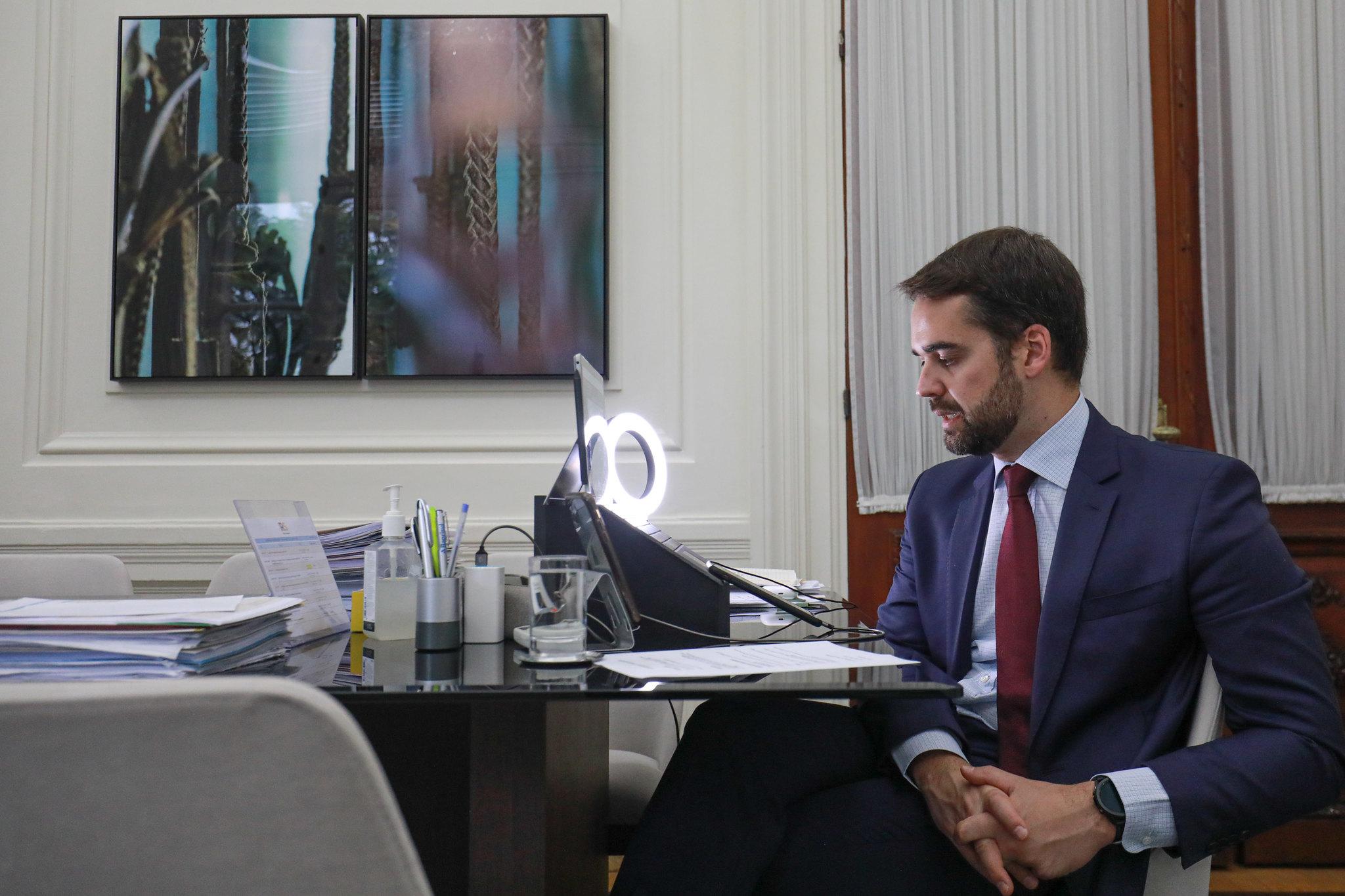 Conforme o governador, o estado s&oacute; pretende intervir nas decis&otilde;es dos munic&iacute;pios em situa&ccedil;&otilde;es extremas