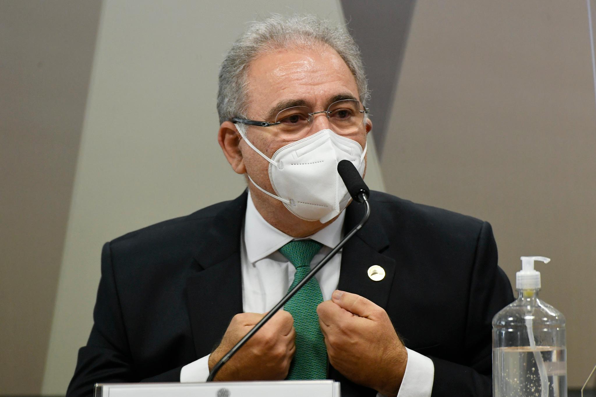 Queiroga disse que n&atilde;o recebeu nenhuma orienta&ccedil;&atilde;o de Bolsonaro para incentivar uso da cloroquina