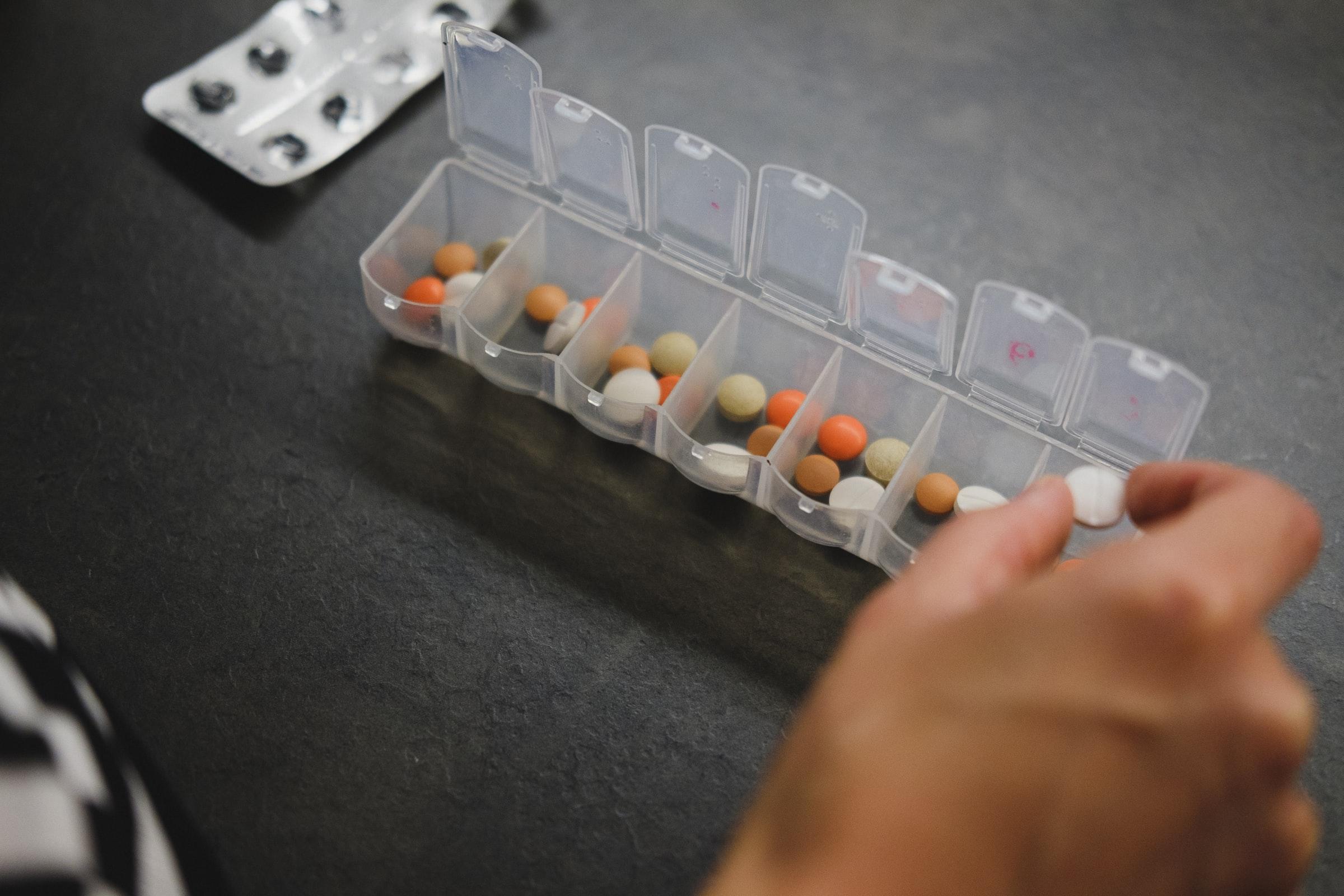 No dia 1&ordm; de abril, foi autorizado o reajuste de at&eacute; 10,08% no pre&ccedil;o dos medicamentos