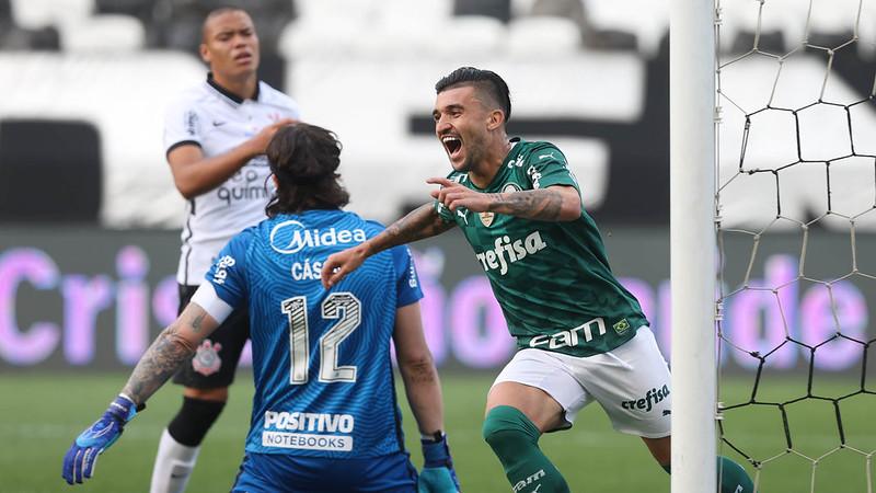 Palmeiras jogou melhor e venceu por 2 a 0 cl&aacute;ssico contra o Corinthians