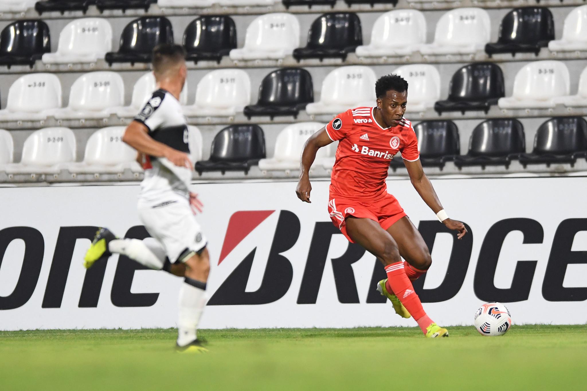 Mois&eacute;s admitiu al&iacute;vio com a vit&oacute;ria sobre o Olimpia