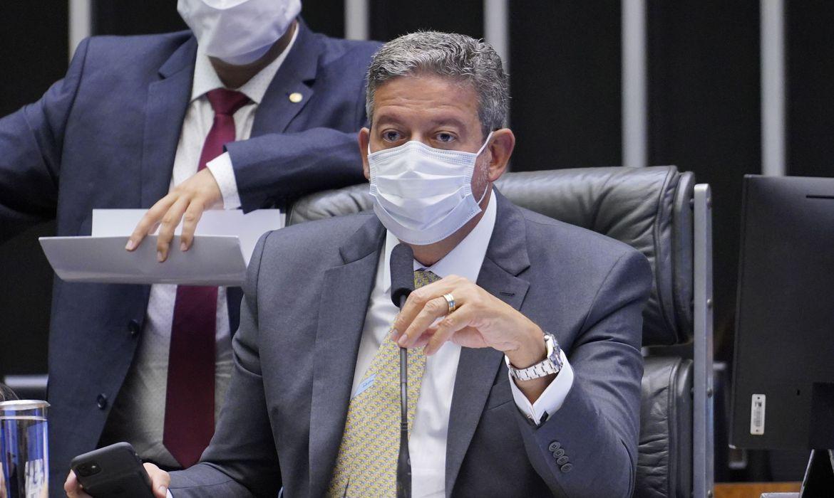 Lira tamb&eacute;m defendeu a aprova&ccedil;&atilde;o da reforma administrativa