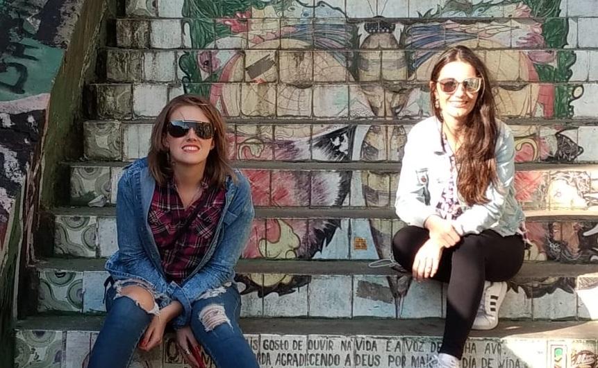 Jornada Hero&iacute;na Sem Capa foi criada por D&eacute;bora Garcia e Gabriella M&ouml;ller