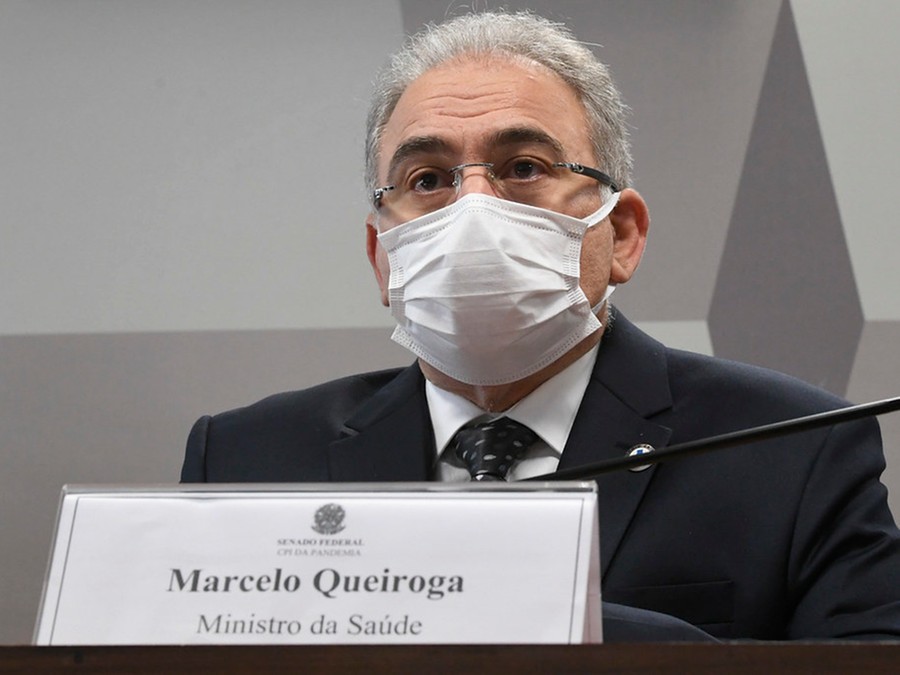 Queiroga afirmou que 650 pessoas devem vir ao país por causa da Copa América, mas foi lembrado que mais de 2 mil jornalistas estão inscritos para cobrir a competição Queiroga afirmou que 650 pessoas devem vir ao país por causa da Copa América, mas foi lembrado que mais de 2 mil jornalistas estão inscritos para cobrir a competição