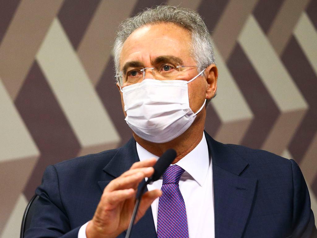 Renan Calheiros criticou suposta tentativa do presidente do Senado de paralisar os trabalhos da CPI