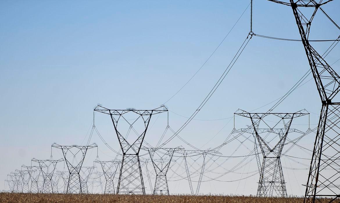 Minist&eacute;rio diz que setor de energia trabalha para evitar racionamento no Pa&iacute;s