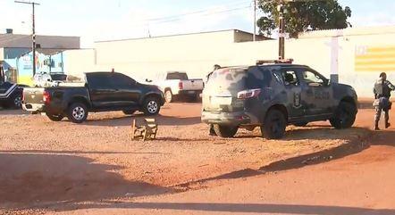 For&ccedil;a-tarefa busca encontrar homem acusado de assassinar fam&iacute;lia no Distrito Federal