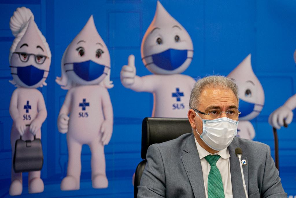 Ministro da Sa&uacute;de, Marcelo Queiroga, n&atilde;o descarta a participa&ccedil;&atilde;o de outros Minist&eacute;rio da Sa&uacute;de na den&uacute;ncia de corrup&ccedil;&atilde;o na compra de vacinas contra a Covid-19