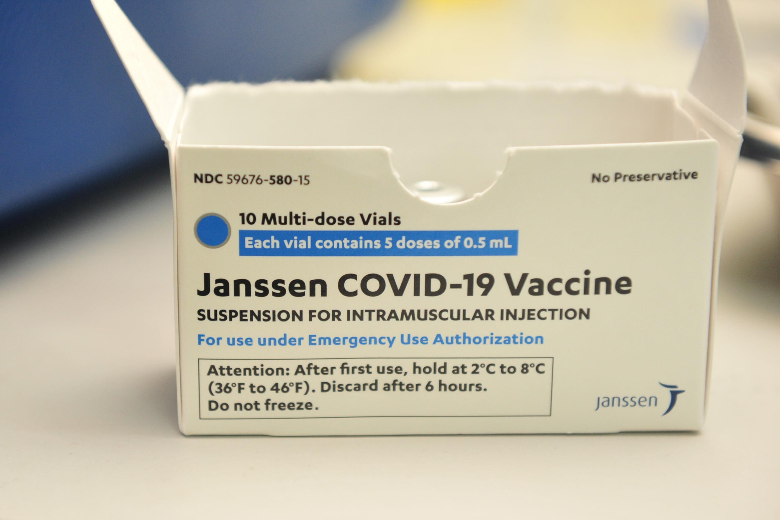 Vacina de dose &uacute;nica da Janssen come&ccedil;ou a ser usada no Brasil em junho