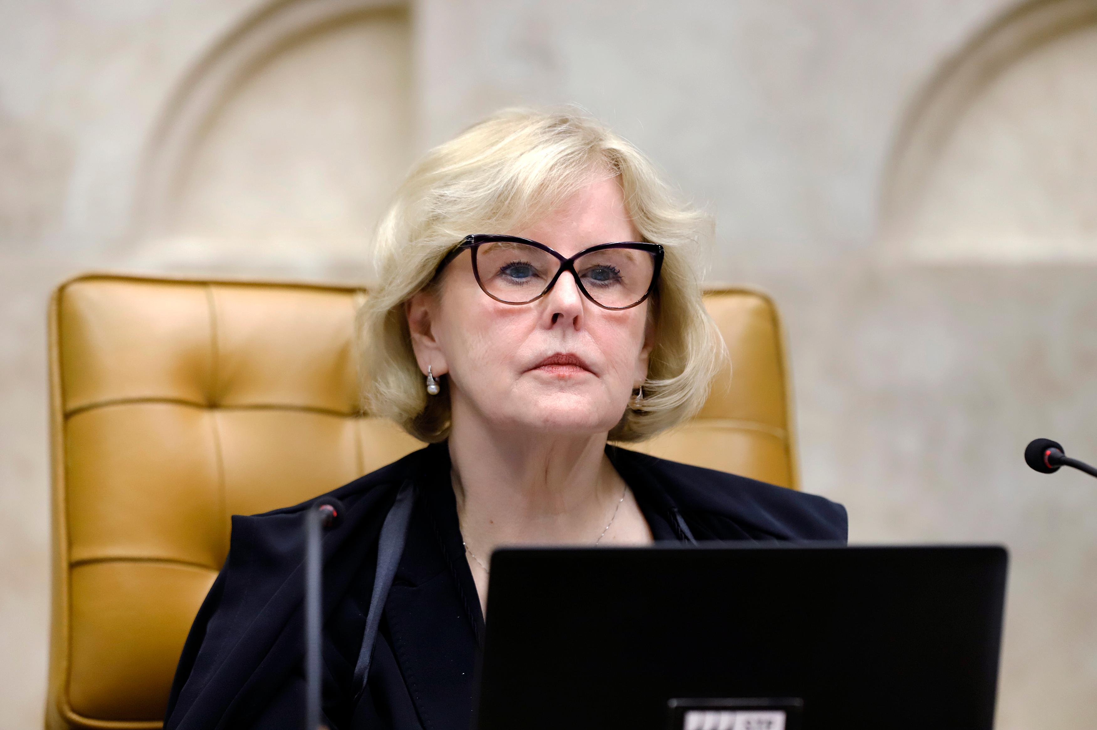 Rosa Weber rejeita pedido da PGR para sustar not&iacute;cia-crime contra Bolsonaro at&eacute; fim da CPI