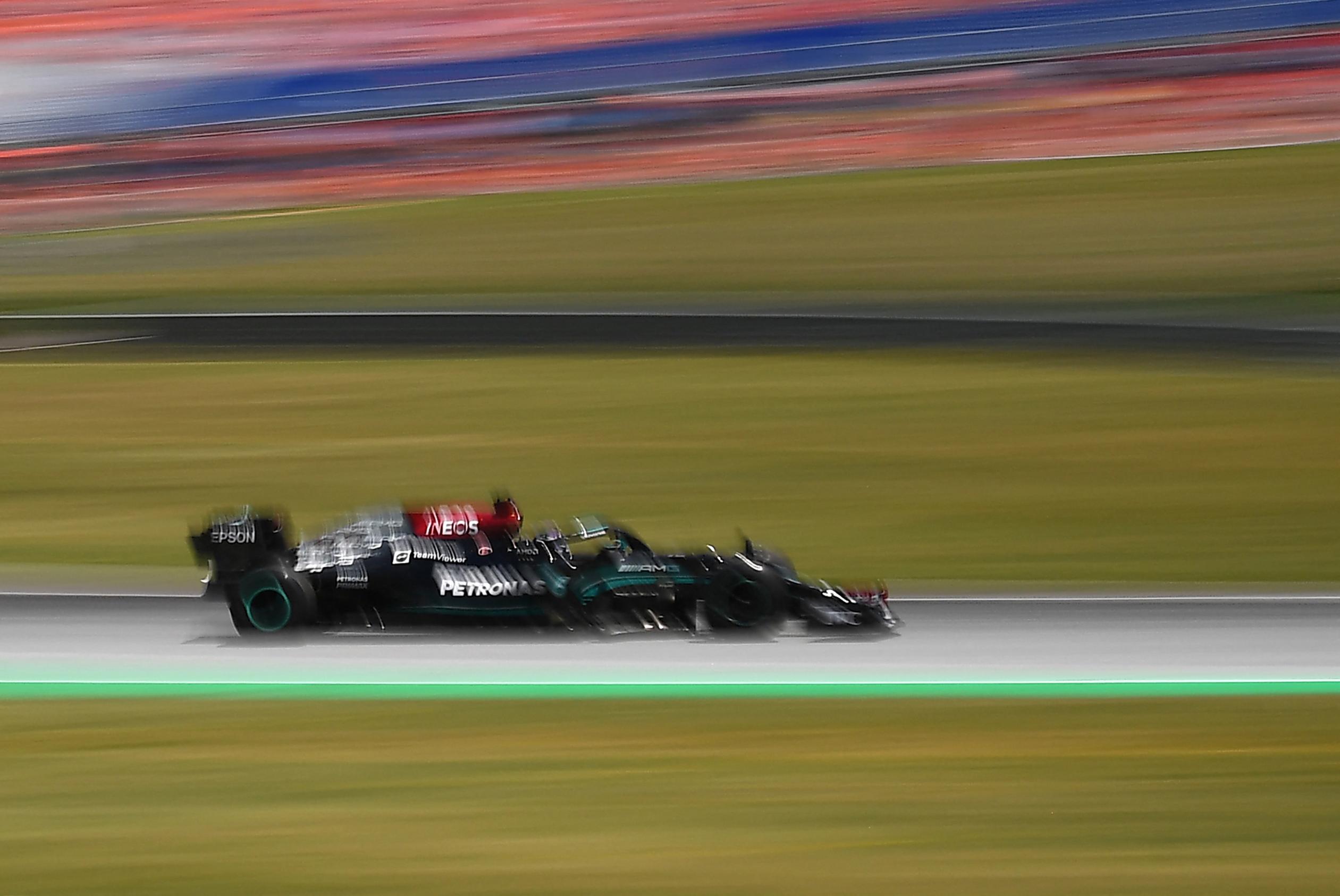 Max Verstappen conquistou a terceira pole consecutiva