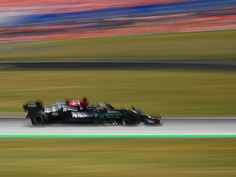 Max Verstappen conquistou a terceira pole consecutiva Max Verstappen conquistou a terceira pole consecutiva