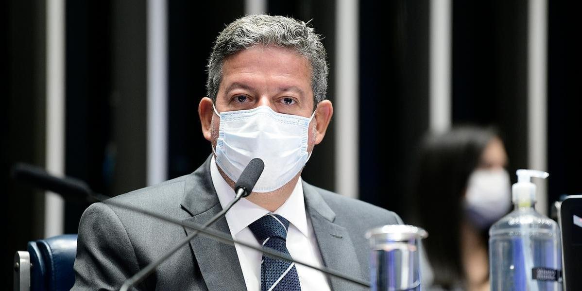 Lira n&atilde;o v&ecirc; fato novo que justifique abertura de processo de impeachment