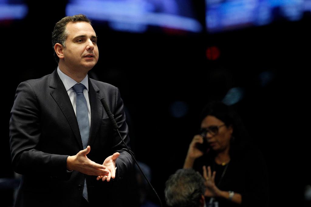 Presidente do Senado Rodrigo Pacheco conversou com o ministro da Defesa, Braga Netto, e deu por encerrado a cobran&ccedil;a das For&ccedil;as Armadas sobre o presidente da CPI senador Omar Aziz