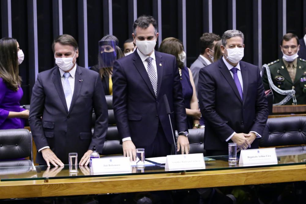 Bolsonaro se encontraria com Pacheco nesta quarta-feira, mas passou mal e foi internado