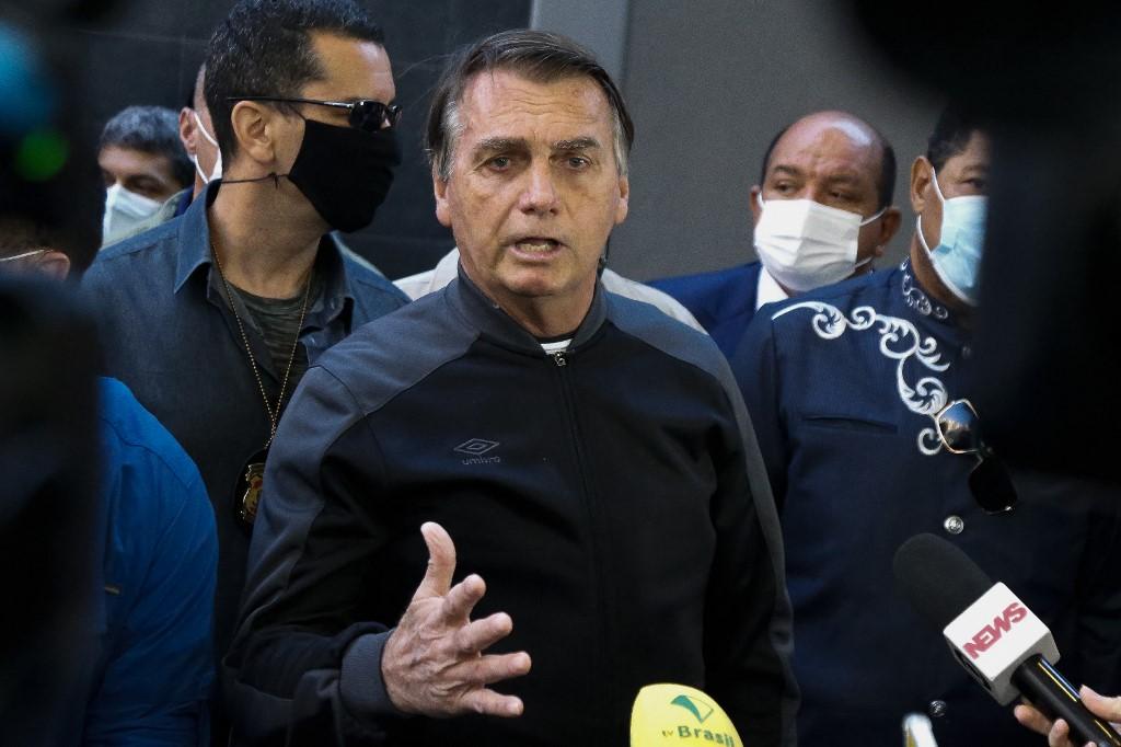 Para o presidente Jair Bolsonaro, com o valor de R$ 6 bilh&otilde;es, daria para recapear grande parte da malha rodovi&aacute;ria do Pa&iacute;s