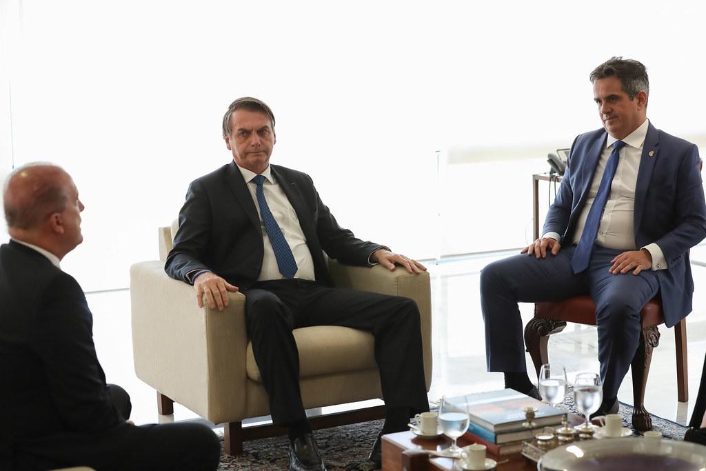 Presidente Jair Bolsonaro confirmou Ciro Nogueira (d) na Casa Civil e Onyx Lorenzoni na pasta de Trabalho e Previd&ecirc;ncia