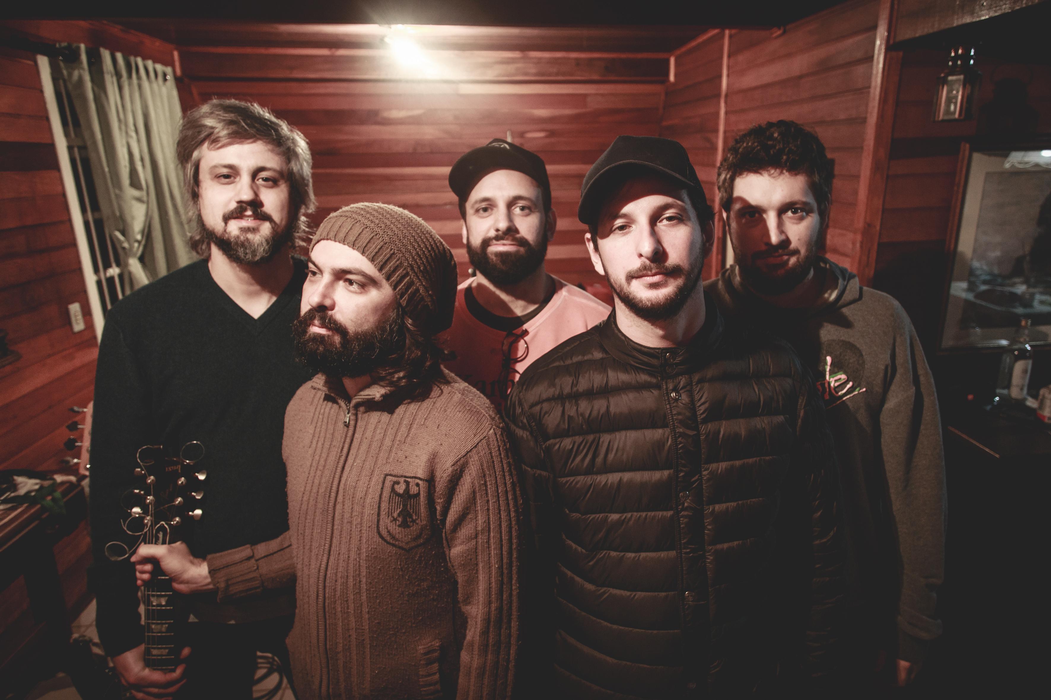 Grupo tamb&eacute;m preparou v&iacute;deo que &eacute; uma viagem caleidosc&oacute;pica por imagens inspiradoras